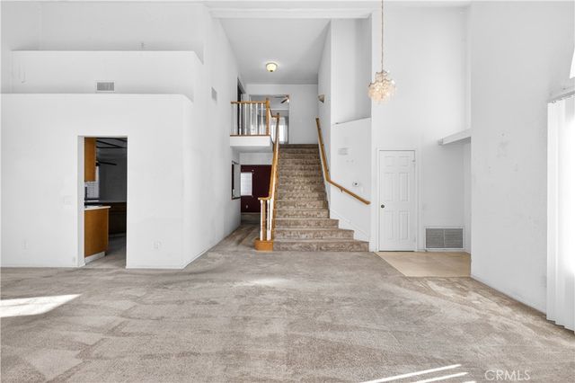 6727 Hawkley Drive, Riverside, CA 92506