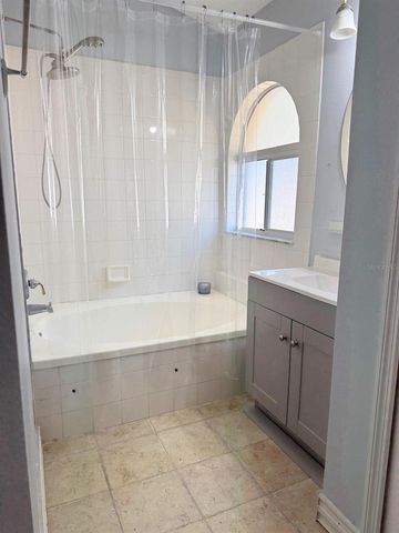 1021 ROYAL OAKS DRIVE, Apopka, FL 32703