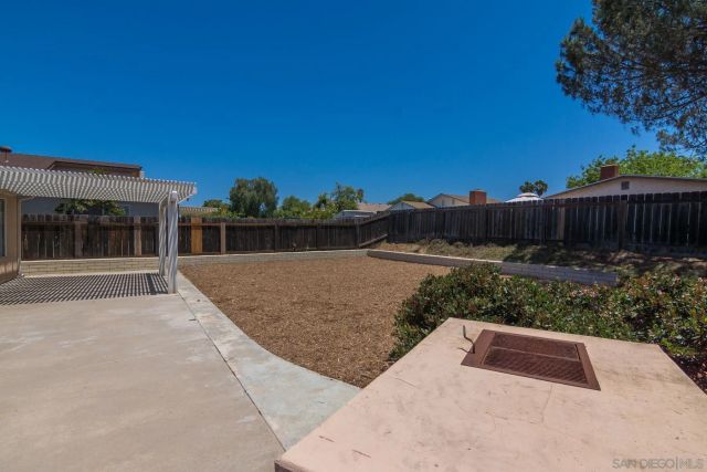 10939 Avenida Del Gato, San Diego, CA 92126