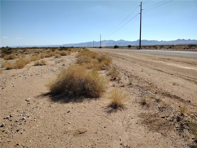 000 N Legend Ranch Road, Golden Valley, AZ 86413