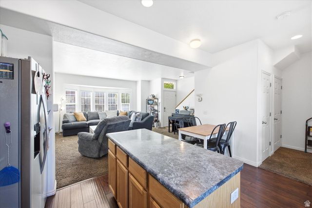 1546 S 850 W, Woods Cross, UT 84087