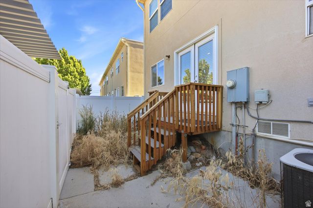 1546 S 850 W, Woods Cross, UT 84087