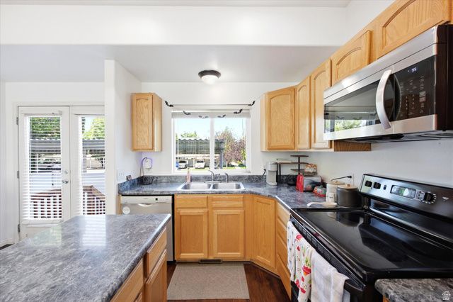 1546 S 850 W, Woods Cross, UT 84087