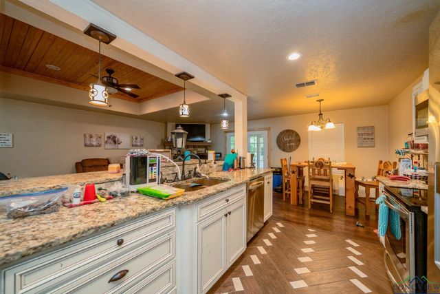10163 County Road 2124D, Longview, TX 75603