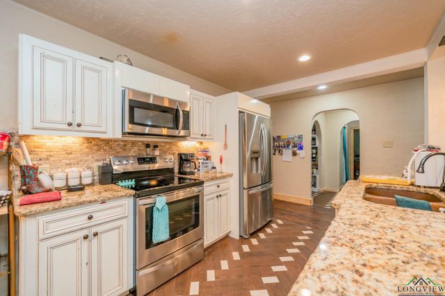 10163 County Road 2124D, Longview, TX 75603