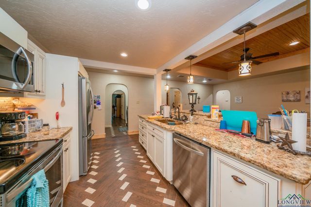 10163 County Road 2124D, Longview, TX 75603
