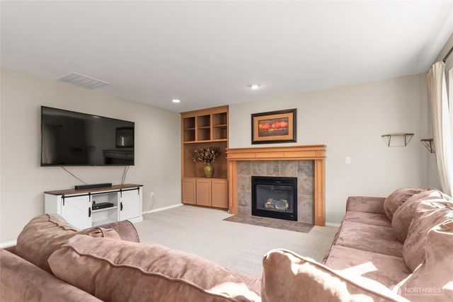 6955 Inlay Street SE, Lacey, WA 98513