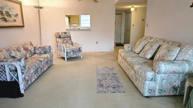 9815 47TH AVENUE N 303, St Petersburg, FL 33708
