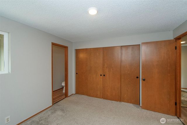 860 Thornton Drive, Sequim, WA 98382