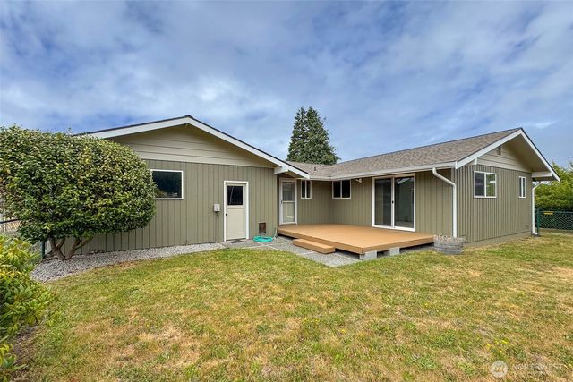 860 Thornton Drive, Sequim, WA 98382