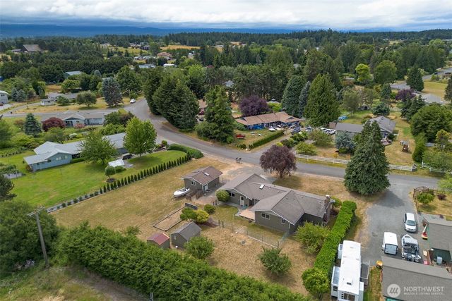 860 Thornton Drive, Sequim, WA 98382