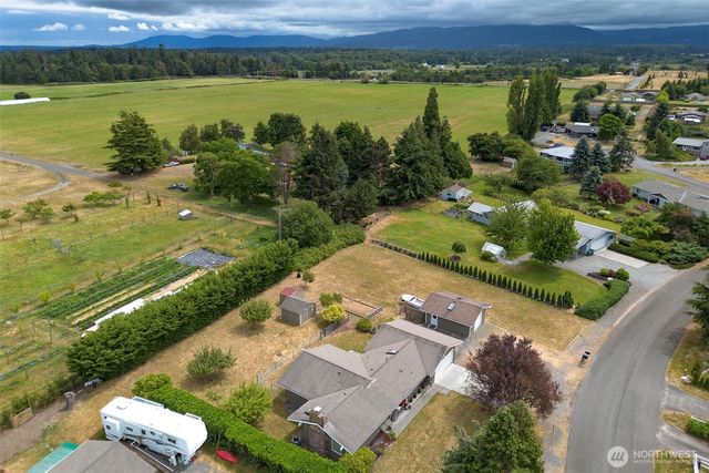 860 Thornton Drive, Sequim, WA 98382