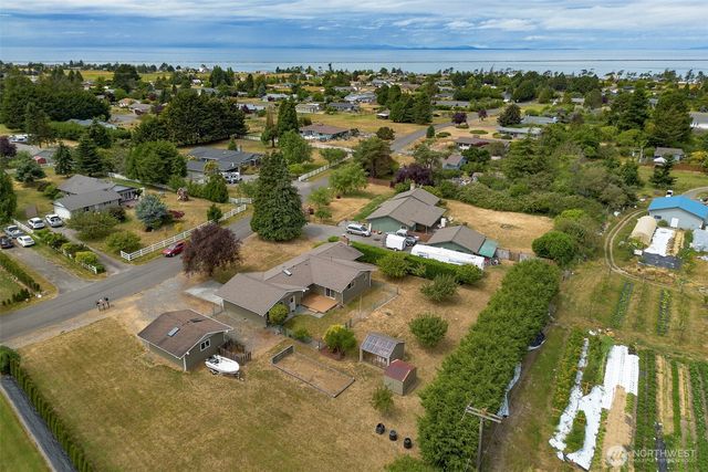 860 Thornton Drive, Sequim, WA 98382