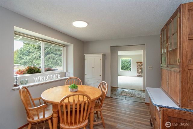 860 Thornton Drive, Sequim, WA 98382
