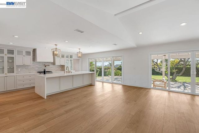 1215 Wardman Dr, Brea, CA 92821