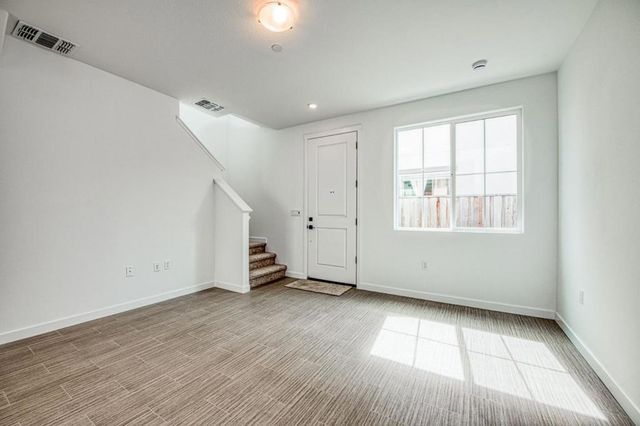 603 Santa Ynez Way F, Marina, CA 93933