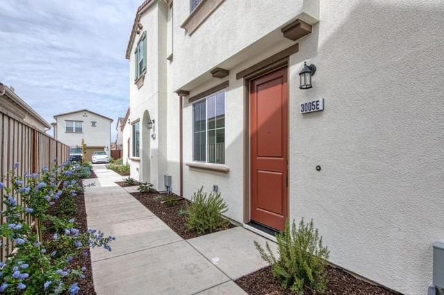 603 Santa Ynez Way F, Marina, CA 93933