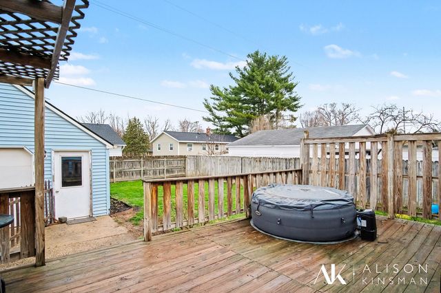 2329 Golden Street SW, Wyoming, MI 49519