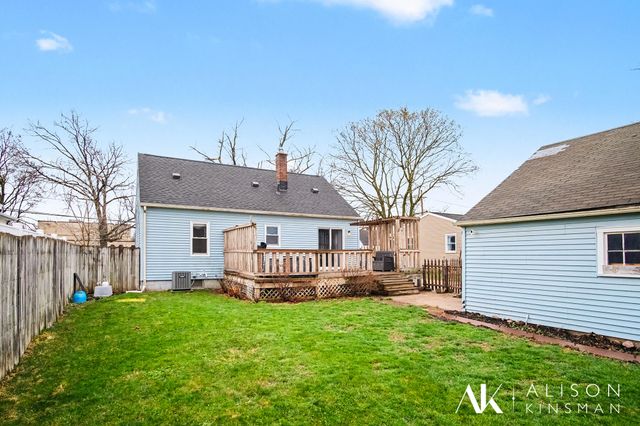 2329 Golden Street SW, Wyoming, MI 49519