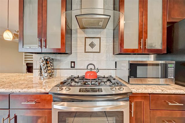 6119 Reamer Street, Houston, TX 77074