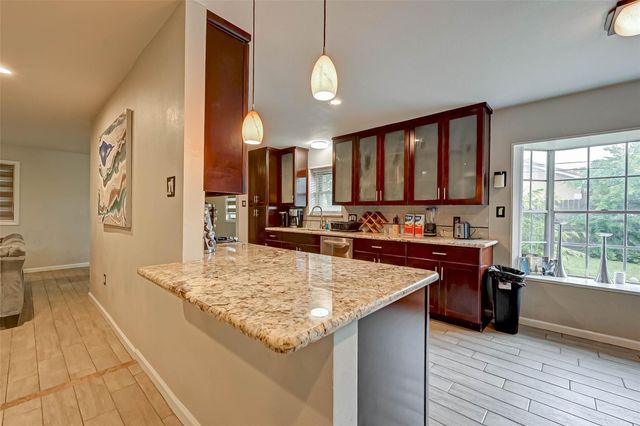 6119 Reamer Street, Houston, TX 77074