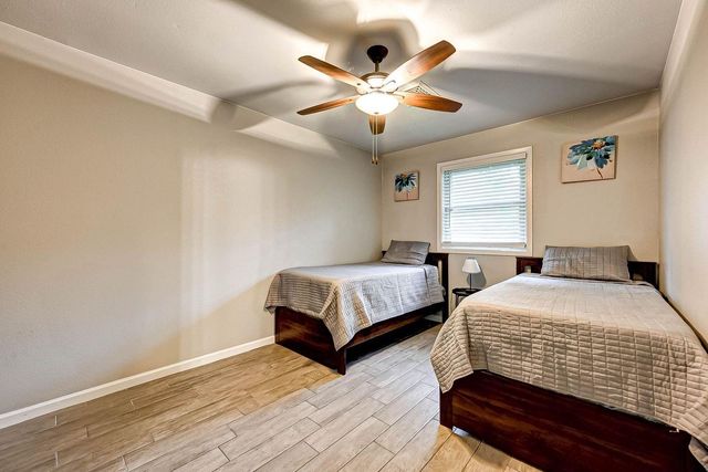 6119 Reamer Street, Houston, TX 77074