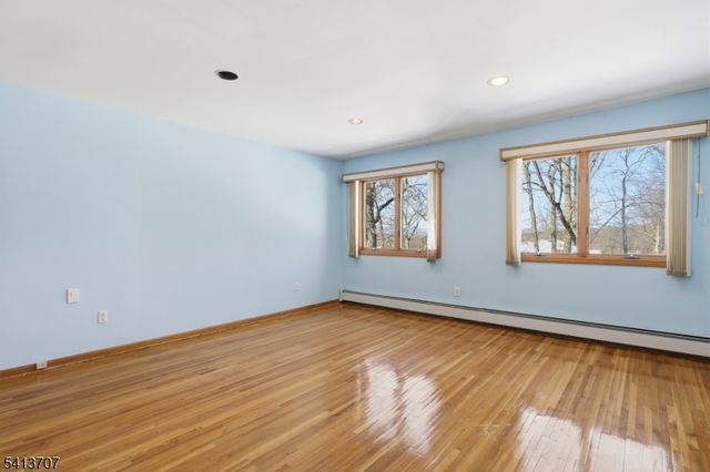 32 Sylvan Dr, Montville Twp., NJ 07058