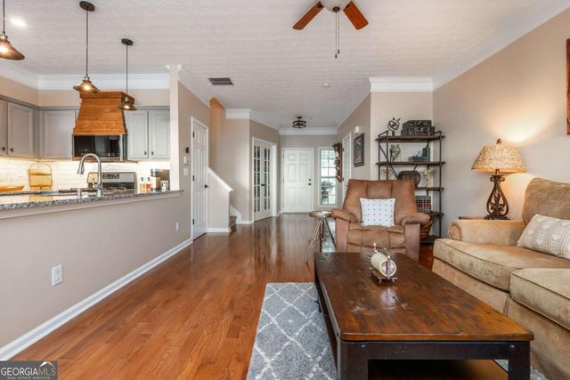 504 Blossom Way, Woodstock, GA 30188