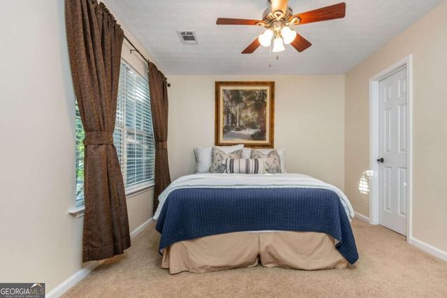 504 Blossom Way, Woodstock, GA 30188