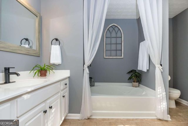504 Blossom Way, Woodstock, GA 30188