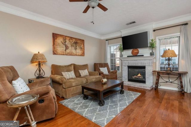 504 Blossom Way, Woodstock, GA 30188