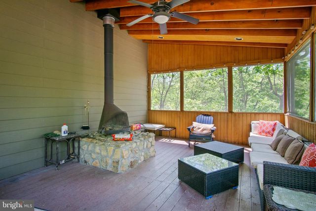 529 MULTNOMAH LANE, Harpers Ferry, WV 25425