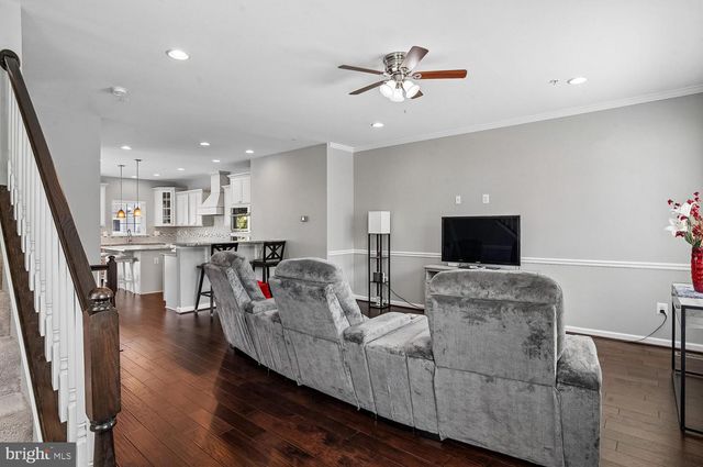 7105 RIVER BIRCH DR, Hanover, MD 21076
