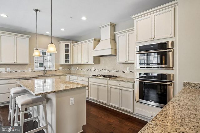 7105 RIVER BIRCH DR, Hanover, MD 21076