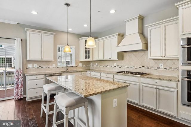 7105 RIVER BIRCH DR, Hanover, MD 21076