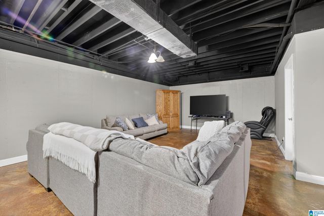 926 DEBLYN CIRCLE, Moody, AL 35004