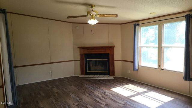 1565 Silver Grove Road, Bluff City, TN 37618