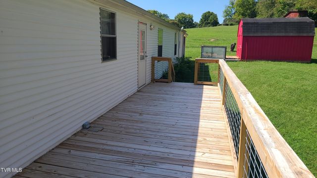 1565 Silver Grove Road, Bluff City, TN 37618
