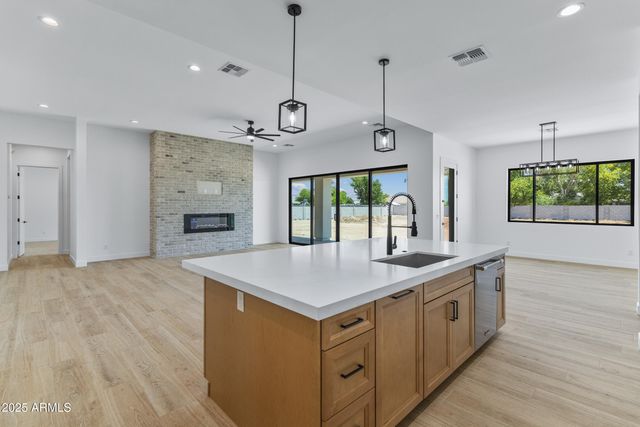 27319 N Bryce Street, Queen Creek, AZ 85144