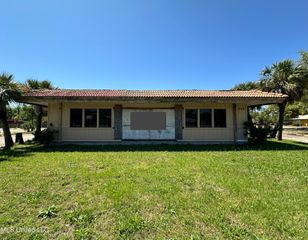 319 Courthouse Road, Gulfport, MS 39507