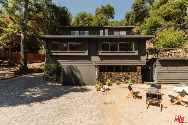 1385 Oakwood Drive, Topanga, CA 90290