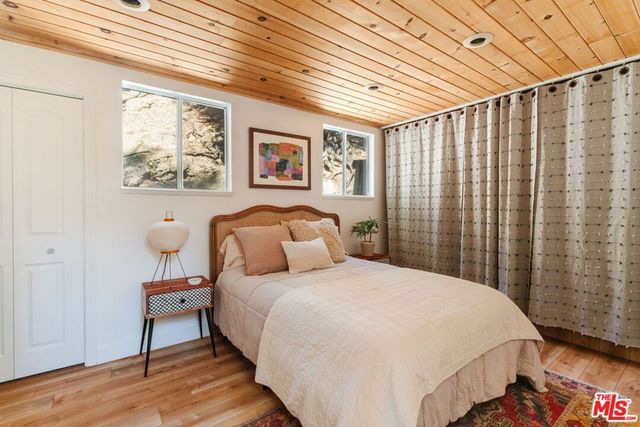 1385 Oakwood Drive, Topanga, CA 90290
