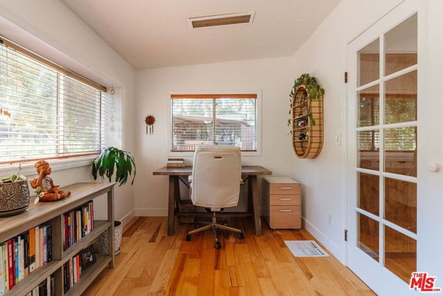 1385 Oakwood Drive, Topanga, CA 90290
