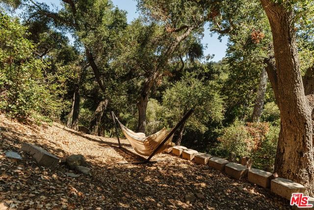 1385 Oakwood Drive, Topanga, CA 90290