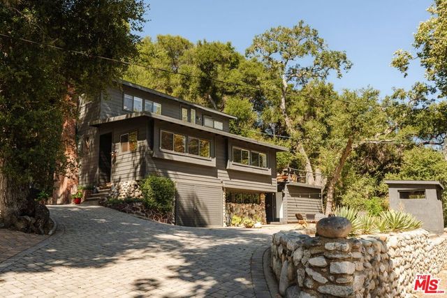 1385 Oakwood Drive, Topanga, CA 90290