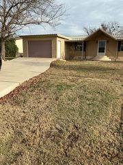 3203 Sunrise Court, Granbury, TX 76048