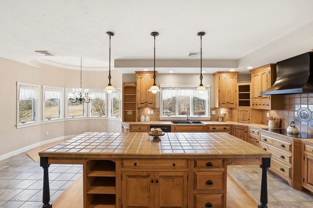 955 Catamount Road, Pittsfield, NH 03263