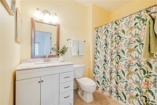 1738 Whitemarsh Way, Savannah, GA 31410
