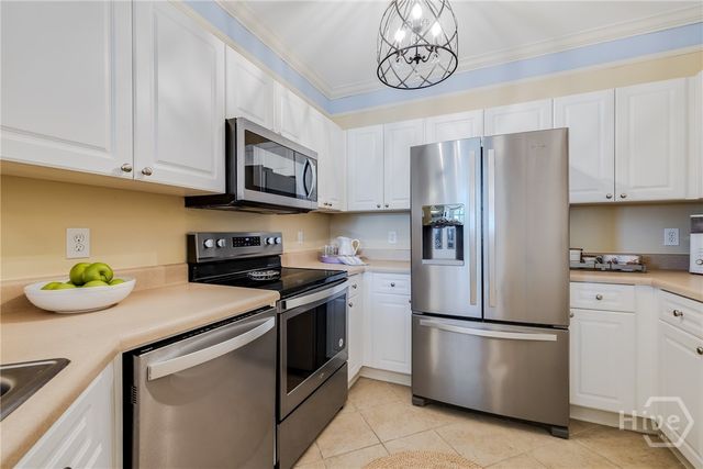 1738 Whitemarsh Way, Savannah, GA 31410