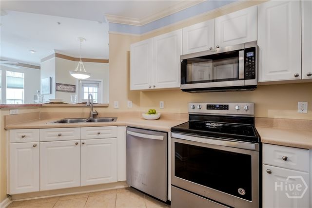 1738 Whitemarsh Way, Savannah, GA 31410